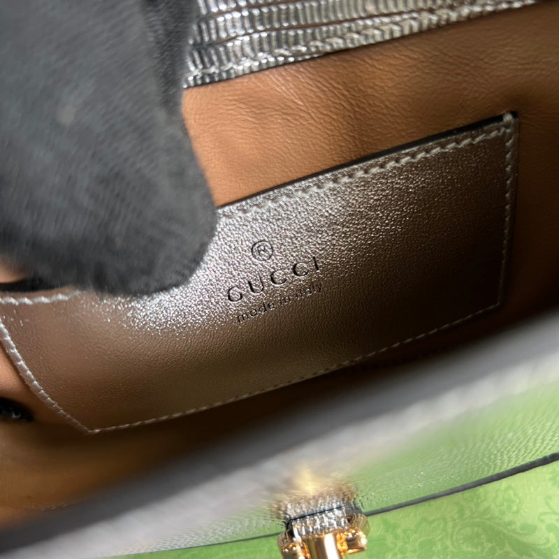 Side profile of refined premium women's handbag – women's designer-style accessory