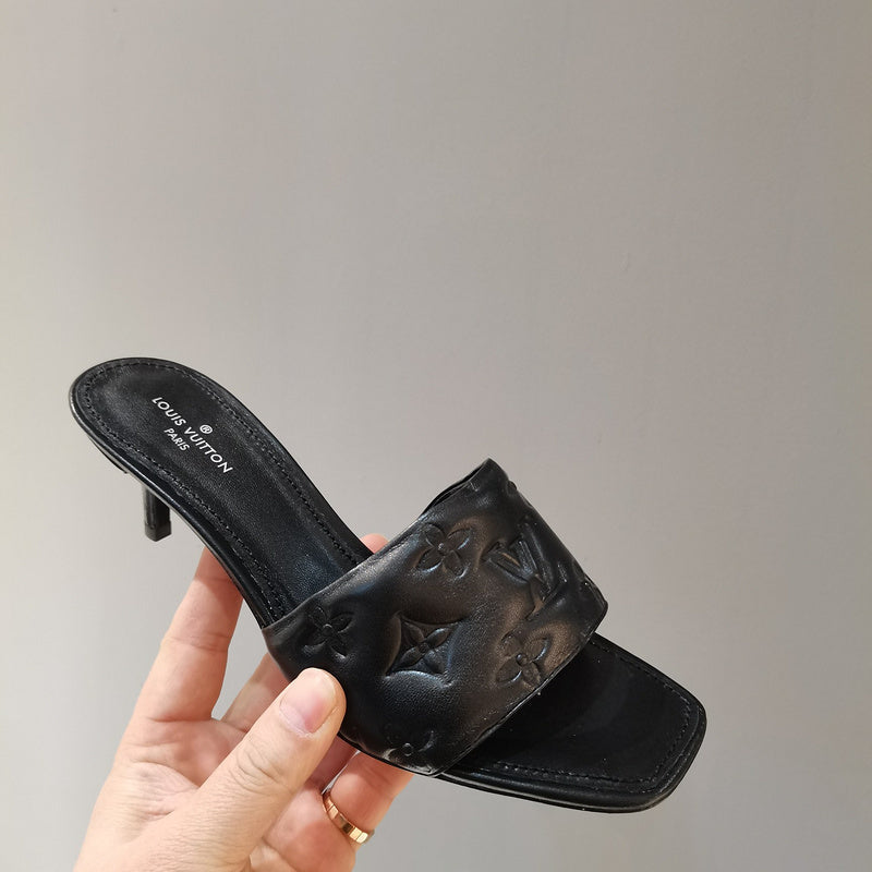 Louis Vuitton Grey Platform Heels - Heel Detail View