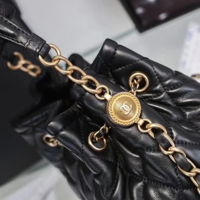 Zivas Charm Everyday Sophistication Fashion Handbag (Signature Shape & Finish) – Styled Look