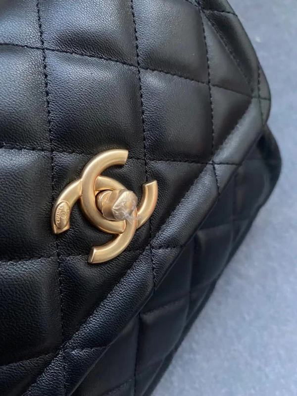 Zivas Charm Chic Craftsmanship Fashion Handbag (Signature Shape & Finish) – Back View
