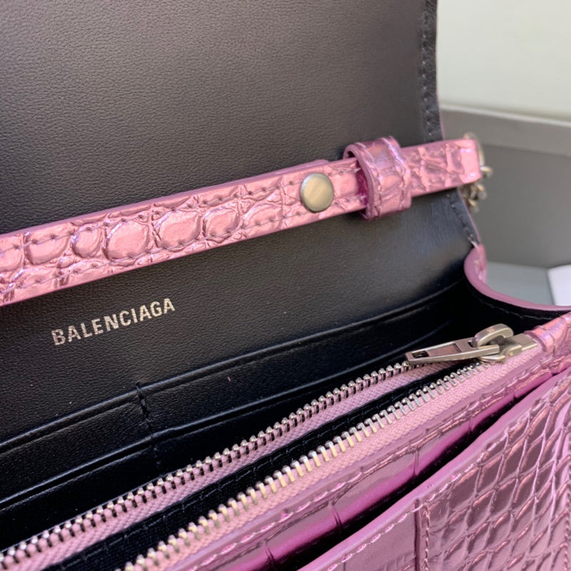 Refined Premium PU Leather Handbag - Chic Everyday Appeal | Women's Designer-Inspired Purse #455 - texture close-up (image 9) of designer-inspired handbag