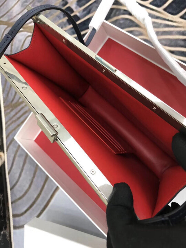 Close-up detail of everyday-luxe sleek women's handbag – women's everyday handbag