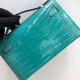 Side view of smart structured handbag