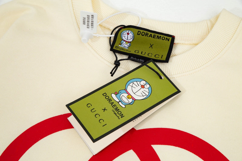 Full styled look of Gucci luxury clothing with everyday silhouette
