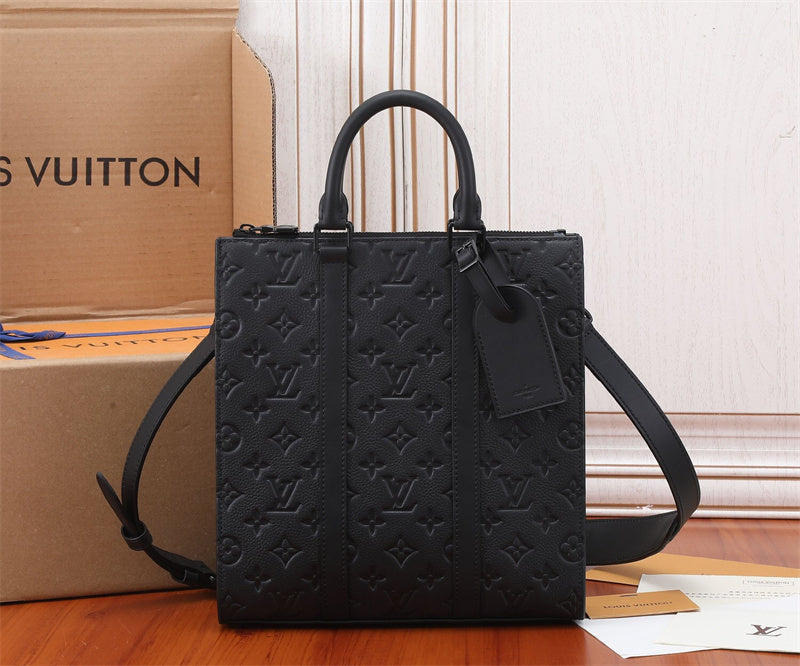  graceful carryall bag detail view showing craftsmanship 8