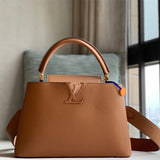  Smart crossbody bag front view 31