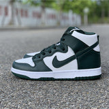 Nike Men's & Women's Luxury Low-Top Trainers — Style 057 hardware detail