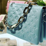  timeless crossbody bag styled with outfit 24
