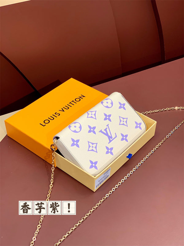  graceful carryall bag detail view showing craftsmanship 14