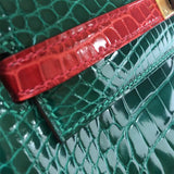  shopper bag interior and compartment view 9