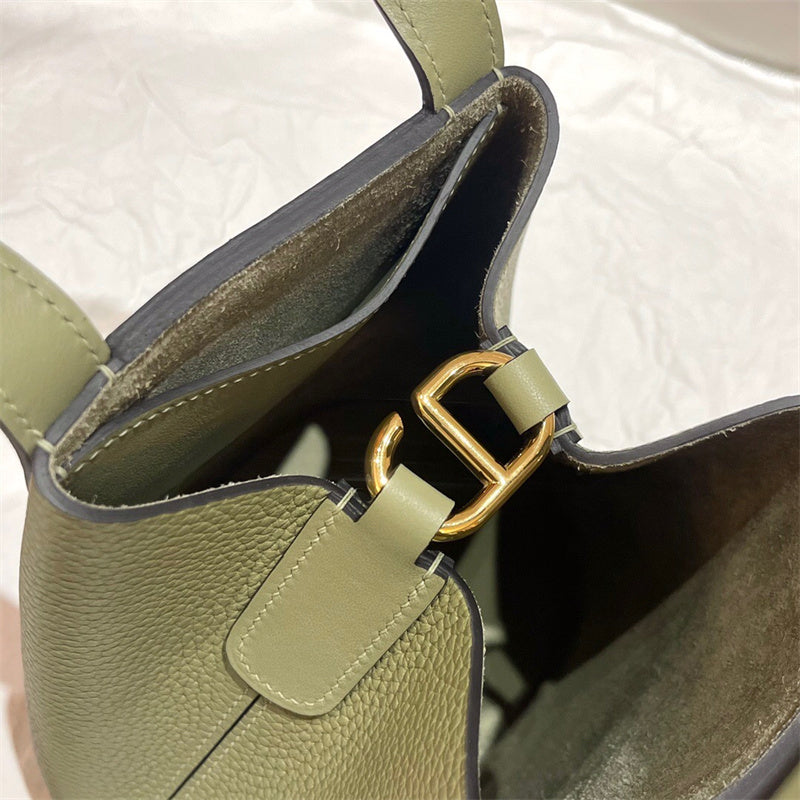 Interior view of poised premium bag