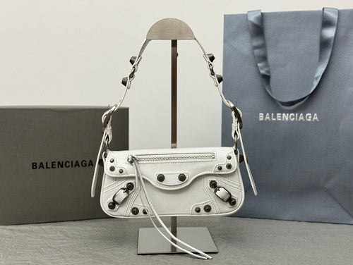Zivas Charm Effortless Elegance Statement Handbag (Effortless Style Upgrade) – Front View