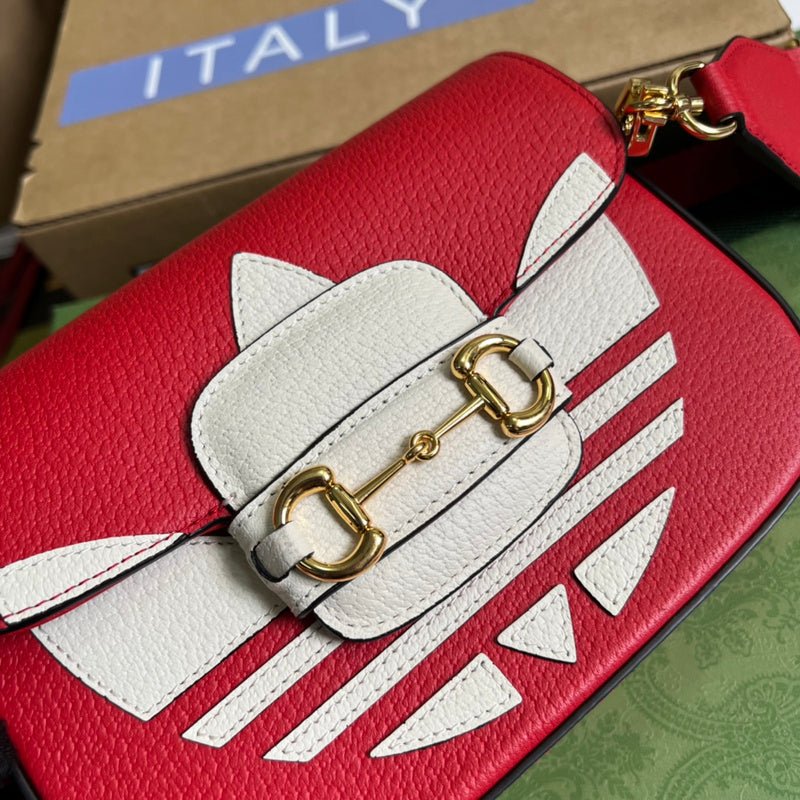Back view of polished everyday-luxe women's handbag – women's designer-style accessory