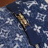  top-handle bag close-up of hardware and finish