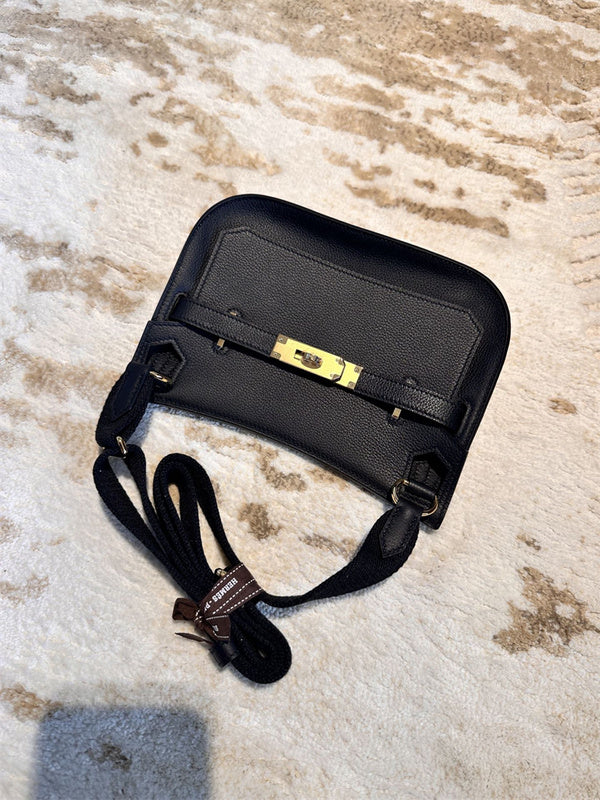  shopper bag interior and compartment view