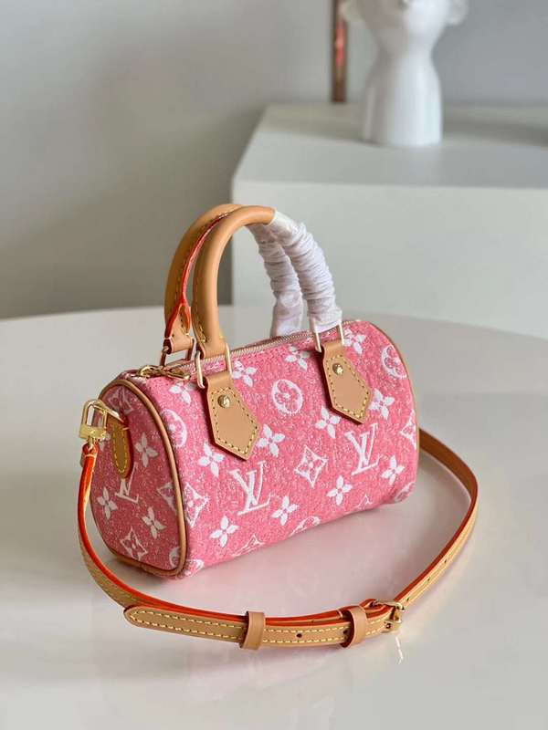 Styled lifestyle shot of premium sleek women's handbag – women's everyday handbag