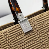 Ziva's Charm handbag – detail view (Standard Size)