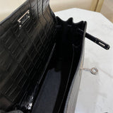 Interior view of streamlined premium bag