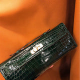  handbag close-up of hardware and finish 17