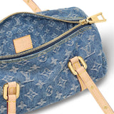 structured bag interior and compartment view 27