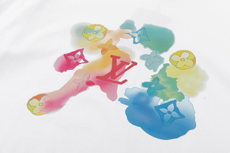 Flat lay presentation of Louis Vuitton cotton t-shirt with contemporary cut