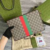 Handle and strap detail of everyday-luxe elevated women's handbag – women's luxury accessory