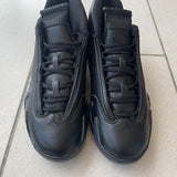 Nike Men's & Women's Designer Lifestyle Shoes — Style 176 detail view