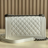  women's handbag, mid design, view 3