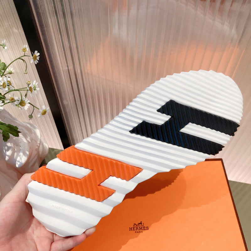 Hermes shoes Style 349 - top view showing design