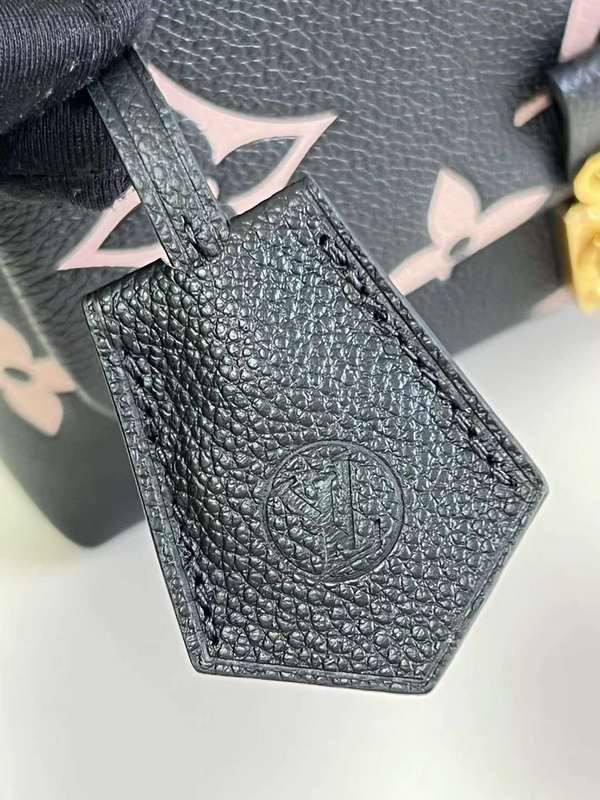 Interior view of elevated modern women's handbag – women's everyday handbag