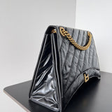 Zivas Charm Chic Craftsmanship Fashion Handbag (Contemporary Shape Language) – Detail View