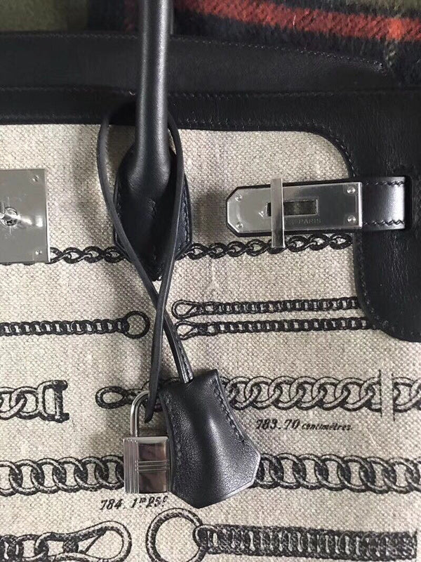 Interior view of modernist premium bag