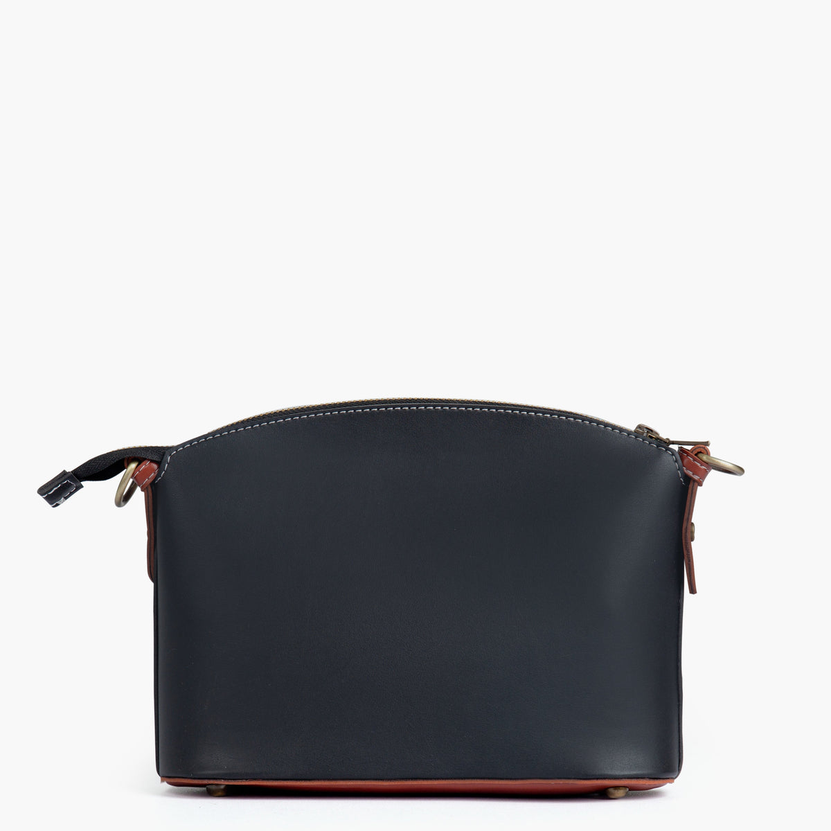 Ziva's Charm crossbody bag – close-up view (one versatile size)