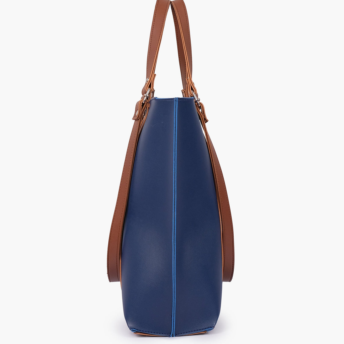 Ziva's Charm shoulder bag – interior view (one versatile size)