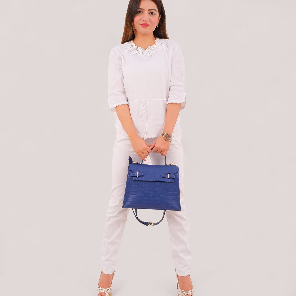Ziva's Charm crossbody bag – product shot (one versatile size)