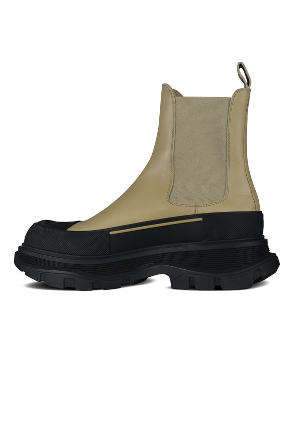 Alexander McQueen Shoes? Alexander Mcqueen Women Tread Slick Boots Premium Designer Casual Shoes