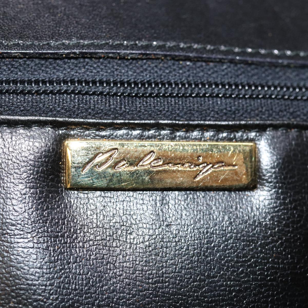 Balenciaga Chain Shoulder Bag Leather Black — Designer Shoulder Bag