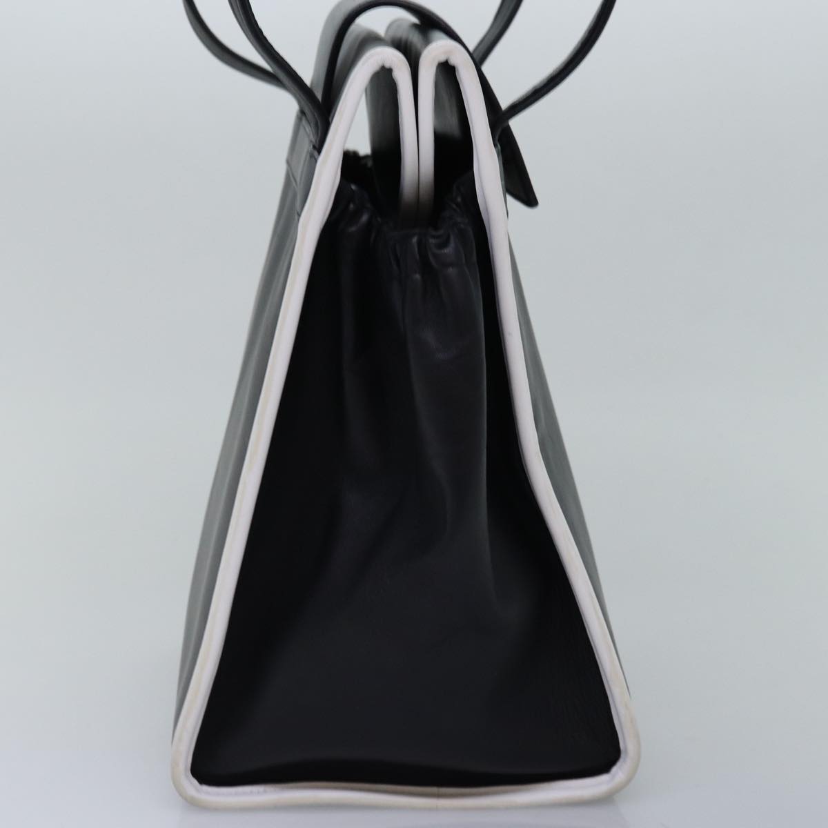 Balenciaga Shoulder Bag Leather Black — Designer Shoulder Bag