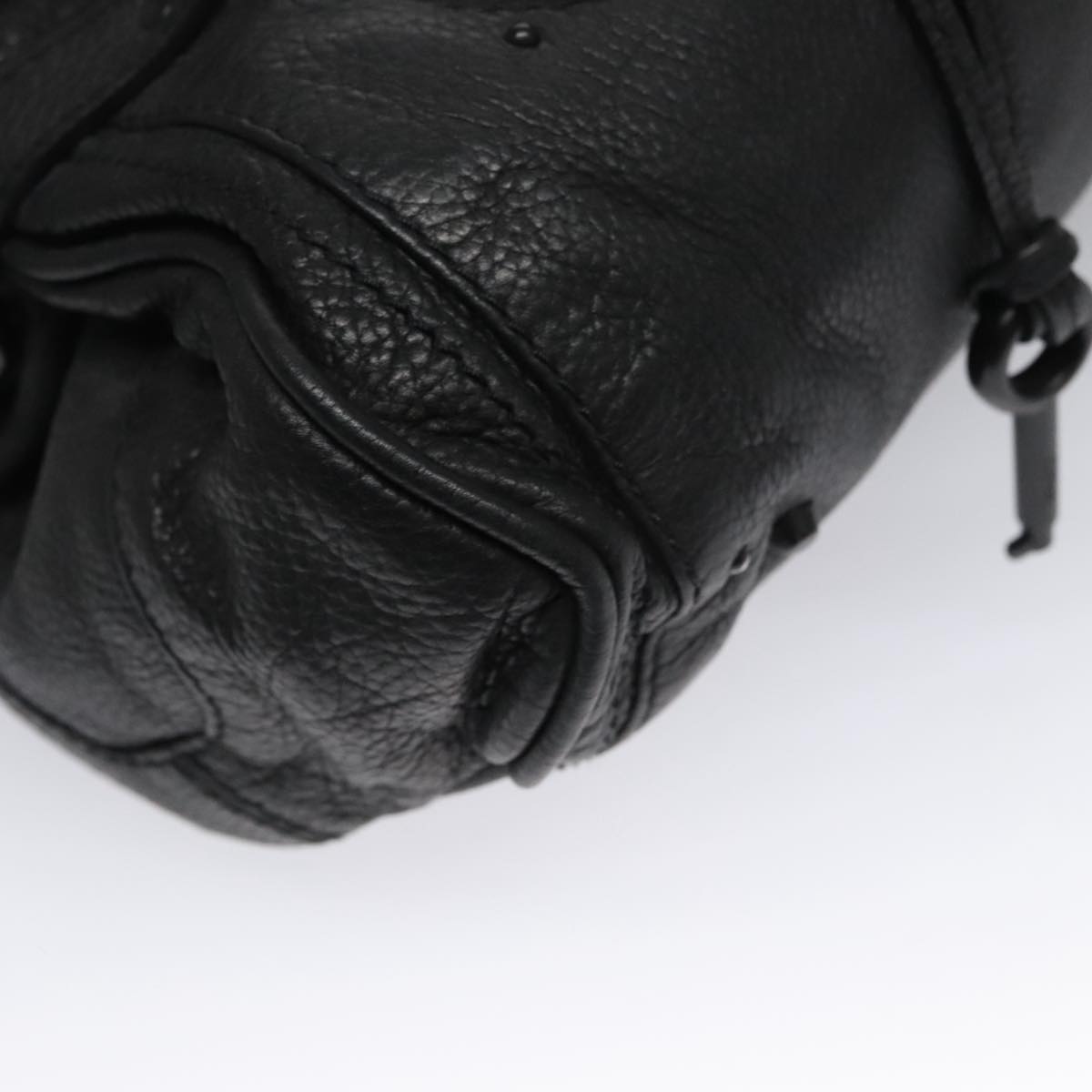 Zelvique elegant leather Handbag angled view