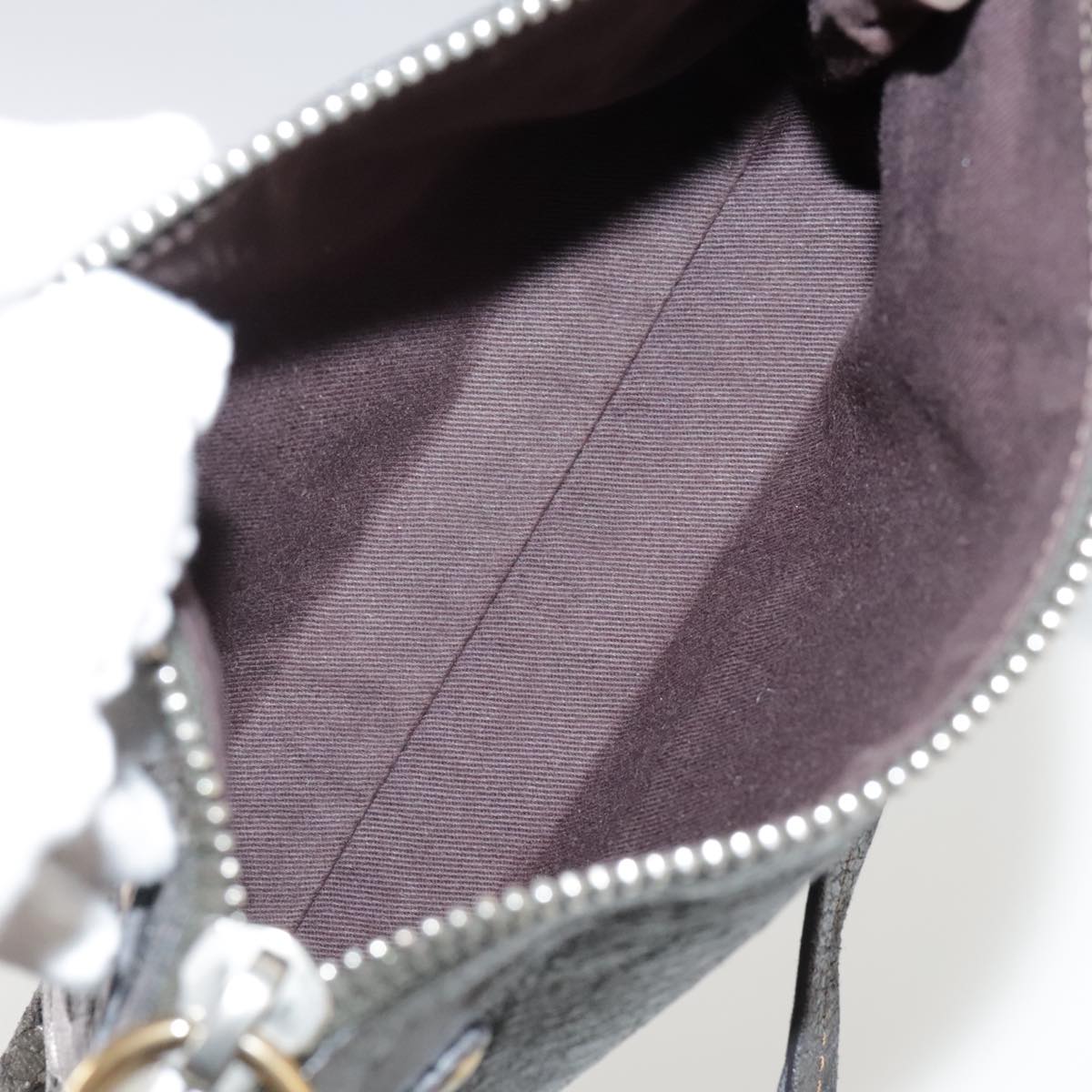 Solventique elegant leather Shoulder Bag back view