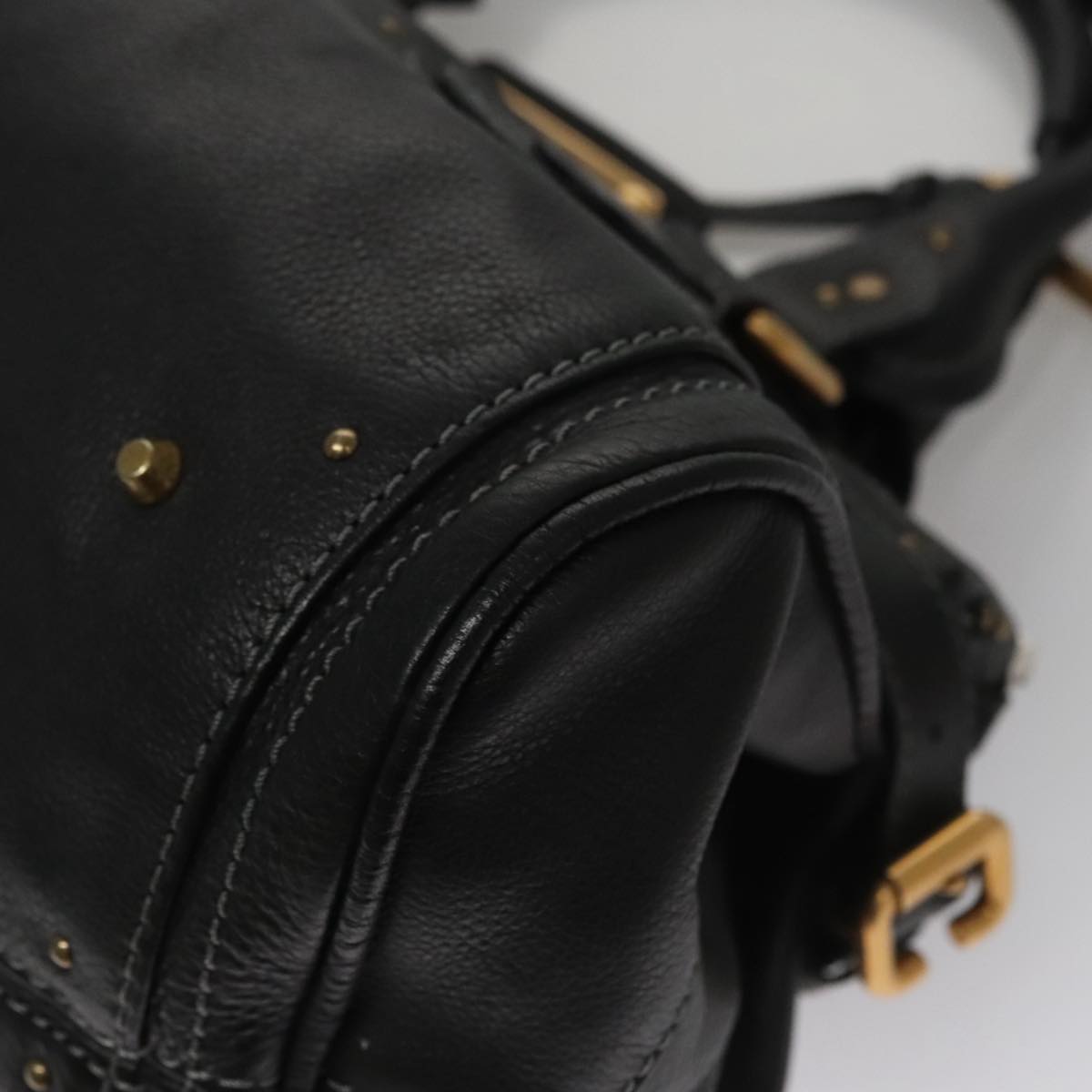 Zelvane elegant leather Handbag angled view