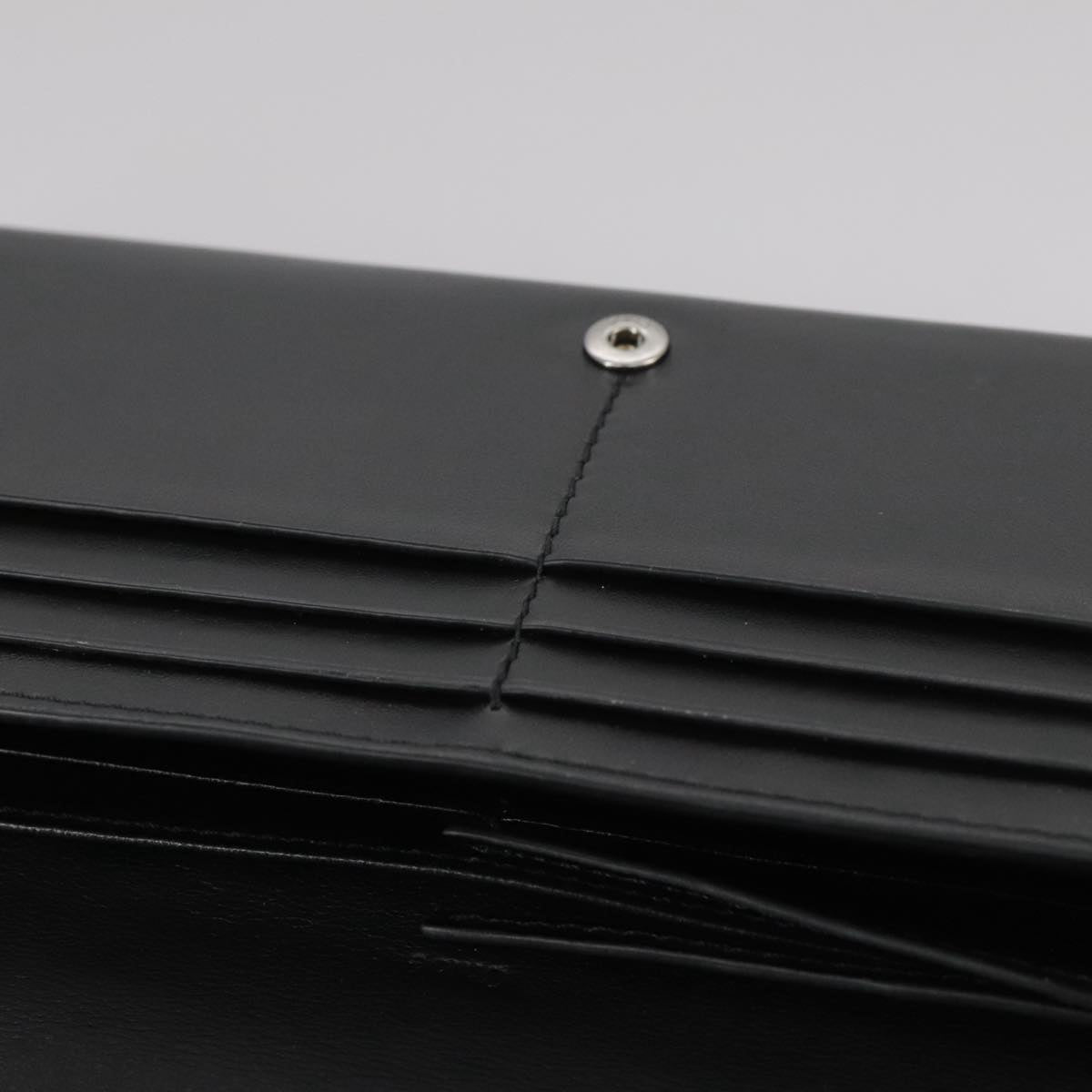 Chloe authentic luxury wallet Black leather craftsmanship