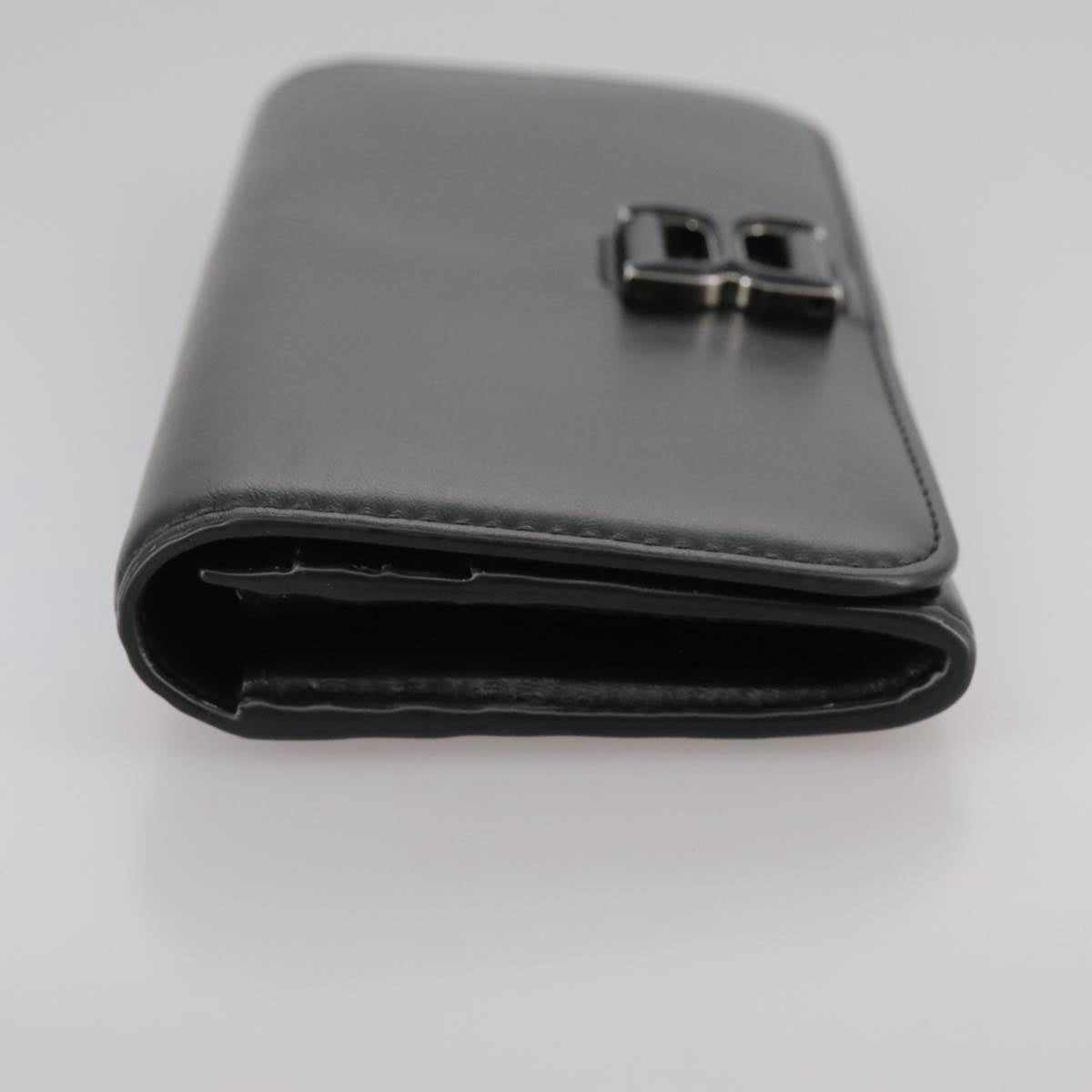 Chloe designer wallet leather closeup detail