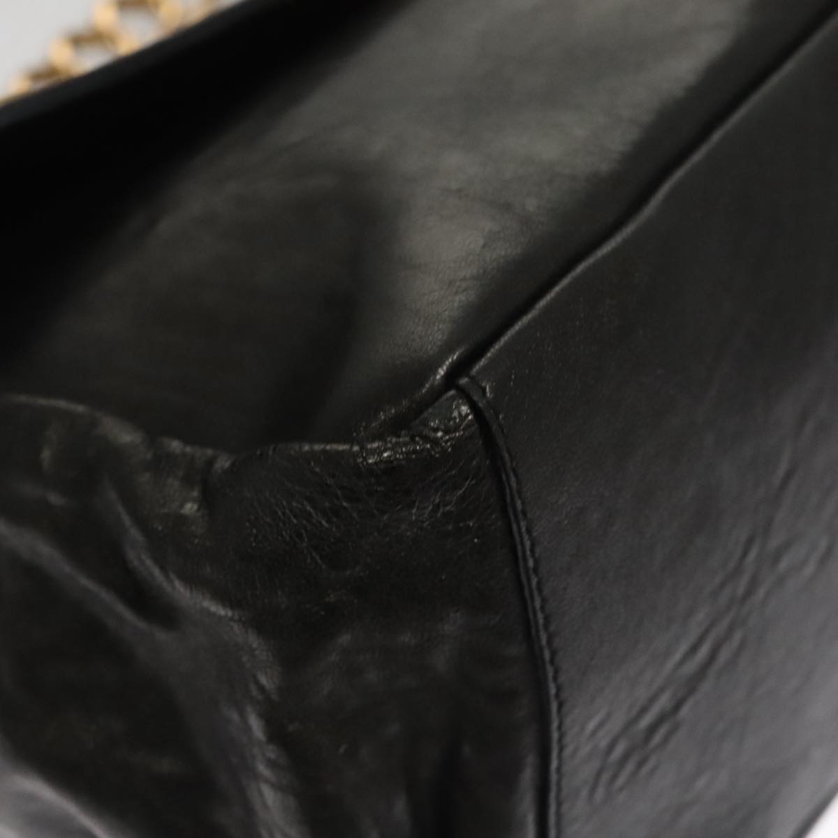 Side view of Chloe shoulder bag Black premium designer bag