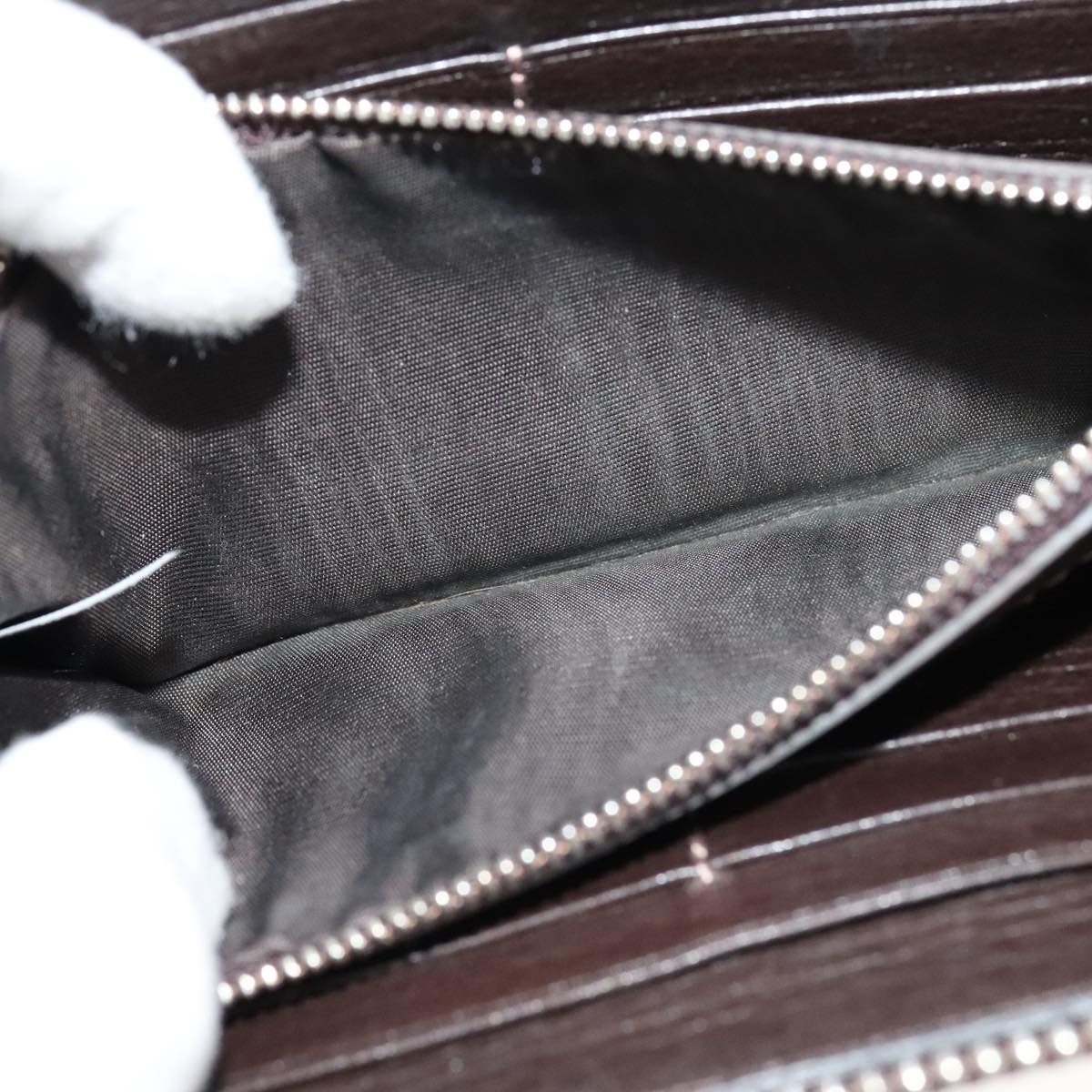 Sorentique elegant leather Wallet top view