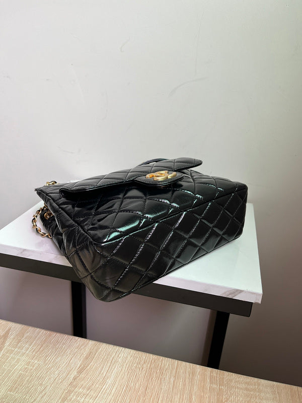 Zivas Charm Refined Structure Designer Handbag (Effortless Style Upgrade) – Angled View
