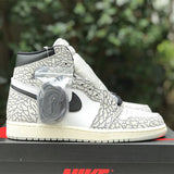 Nike clean off-white luxury sneakers view 14 padded collar comfort