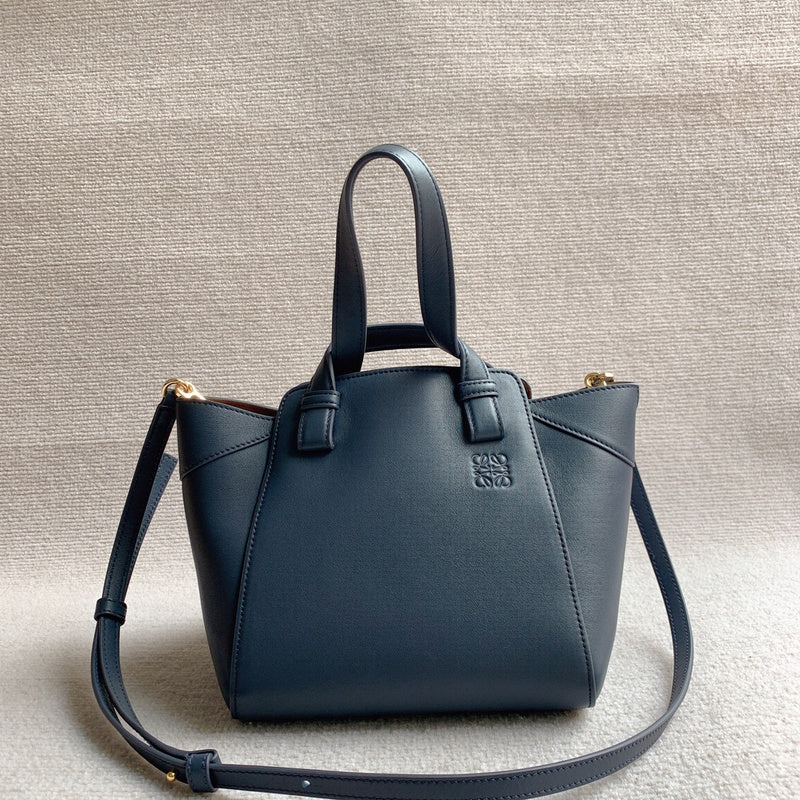 Ziva's Charm handbag – angled view (20cm*20cm*18cm)
