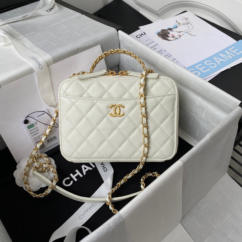  women's handbag, mid design, view 3