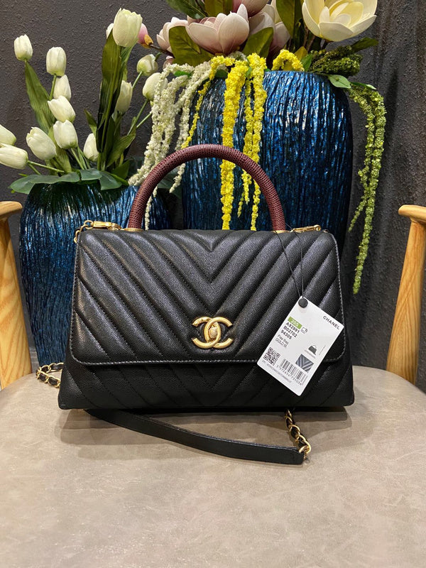  versatile purse view 1